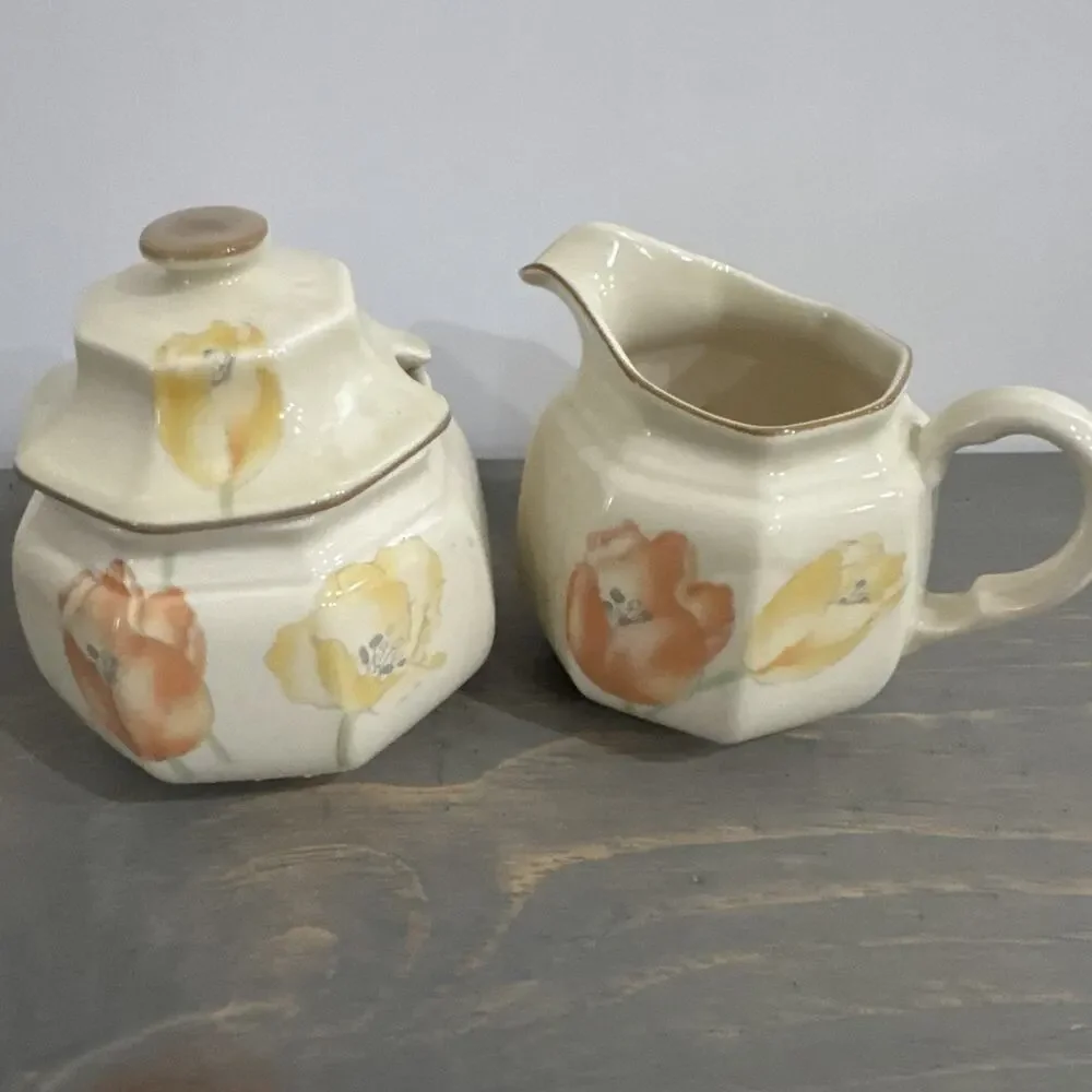 MIKASA Dutch Garden Cream and Covered Sugar Set- Orange/Yellow Flowers MINT